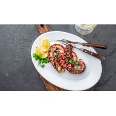 Oktopus vom Grill auf Salat Grosse Portion