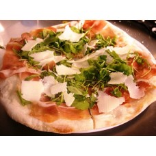 Pizza Crudo Parmiggiano e Rucola