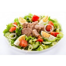 Gemischter Salat Mit Thunfisch und Ei (Italienischer Dressing)